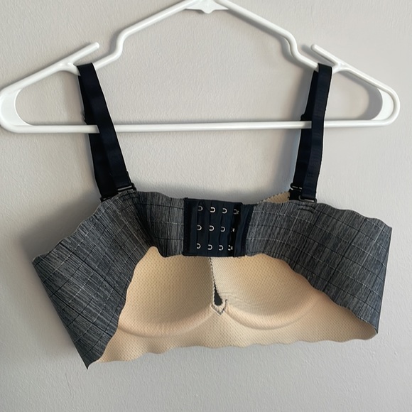 Wireless padded push-up bra - Picture 2 of 4